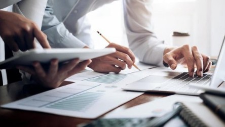 Bakan Nureddin Nebati'den esprili EYT paylaşımı!